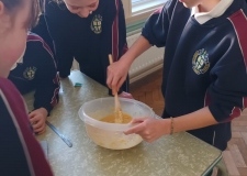 27e5dcd4-b9ac-403d-b026-101152f7aecf-1